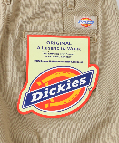 Dickies（ディッキーズ）の「UR DICKIES 別注TCタックテーパードパンツ（その他パンツ・レディース・ブラック/ベージュ/グレー・SMALL/MEDIUM）」の8枚目の写真
