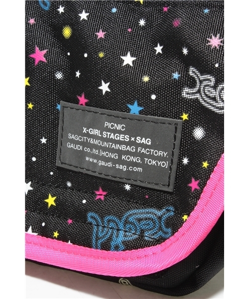 X-girl Stages（エックスガールステージス）の「X-GIRL STAGES SAG PICNIC（ショルダーバッグ・キッズ・ブラック・ONE SIZE）」の4枚目の写真