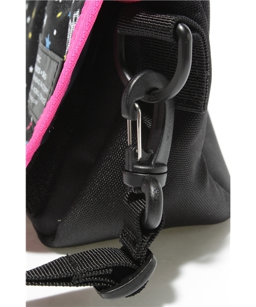 X-girl Stages（エックスガールステージス）の「X-GIRL STAGES SAG PICNIC（ショルダーバッグ・キッズ・ブラック・ONE SIZE）」の5枚目の写真