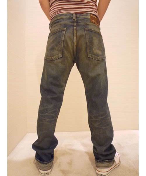 ESTNATION（エストネーション）の「EDWIN別注ブランド　Weft&Warp BY EDWIN　デニム（デニムパンツ・メンズ・ダークインディゴブルー・28inch/29inch/30inch/31inch/32inch/33inch/34inch/36inch）」の4枚目の写真