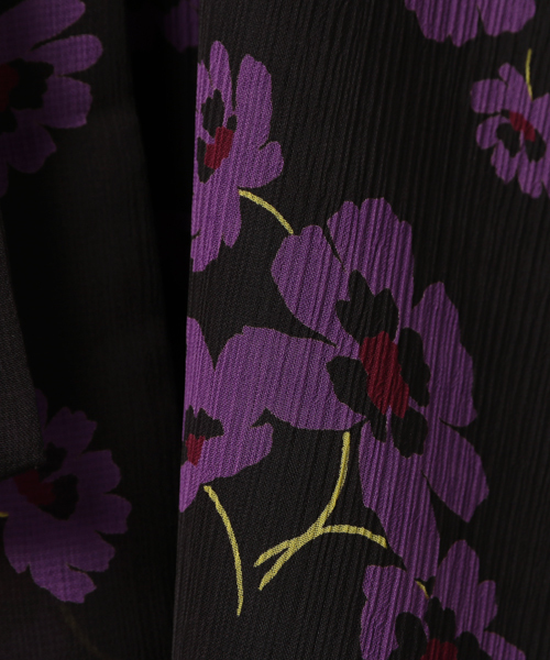 Banner Barrett(バナーバレット)の「STRIPE CREPE FLOWER Banner Barrett(バナーバレット)の「STRIPE CREPE FLOWER