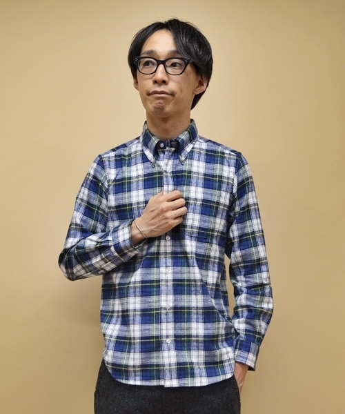 SHIPS（シップス）の「SA : アメリカ製 ネルチェック ボタンダウンシャツ（シャツ/ブラウス・メンズ・ホワイト/レッド/グリーン/コバルトブルー/ネイビー/ダークブルー・MEDIUM/LARGE/SMALL/X-SMALL/X-LARGE）」の4枚目の写真