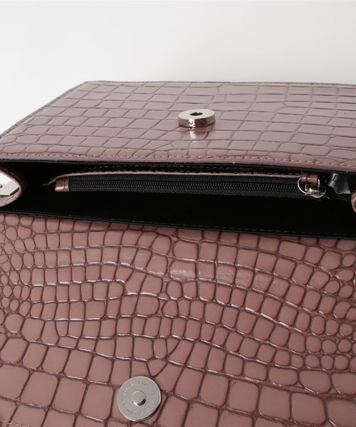 DouDou（ドゥドゥ）の「ダブルフラップショルダー（ショルダーバッグ・レディース・ベージュ/オフホワイト/ピンク・FREE）」の5枚目の写真