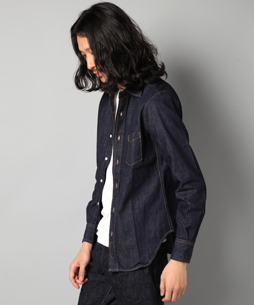 Denime（ドゥニーム）の「DENIM REGULAR COLLAR SHIRTS（シャツ/ブラウス・メンズ・インディゴブルー・SMALL/MEDIUM/LARGE）」の2枚目の写真
