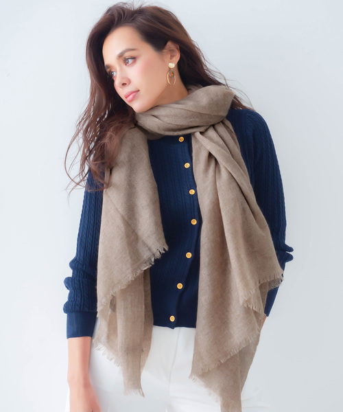 macocca（マコッカ）の「内モンゴル産カシミヤ100％生カシミヤストール（ストール/ショール・レディース・ライトグレー/ブラウン/グレー/アイボリー/ライトベージュ・FREE）」の4枚目の写真