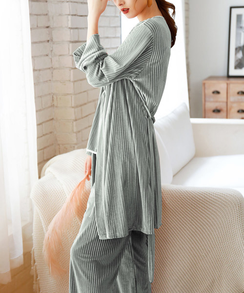 OSYAREVO（オシャレボ）の「3点セット リブベロア エレガンスルームウェア（ルームウェア/パジャマ・レディース・グレー/ワインレッド/グリーン系その他/ピンク系その他・MEDIUM/LARGE）」の7枚目の写真