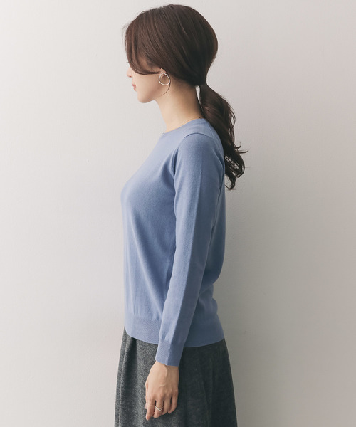 URBAN RESEARCH DOORS（アーバンリサーチドアーズ）の「綿カシミヤクルーネックプルオーバー（ニット/セーター・レディース・ボルドー/ベージュ/ブルー/ブラック・ONE）」の11枚目の写真