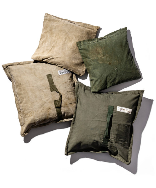 PUEBCO（プエブコ）の「VINTAGE MATERIAL CUSHION COVER 45x45