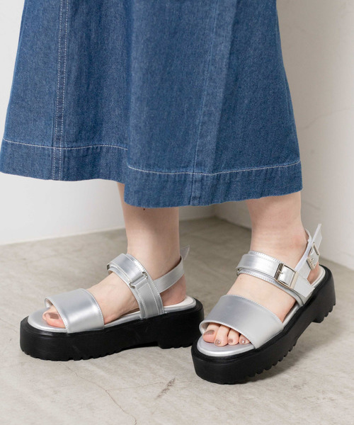 WEGO(ウィゴー)の「WEGO/厚底ベルトサンダル(サンダル・レディース・シルバー/ホワイト/ワイン/ブラック・LARGE/MEDIUM)」の20枚目の写真