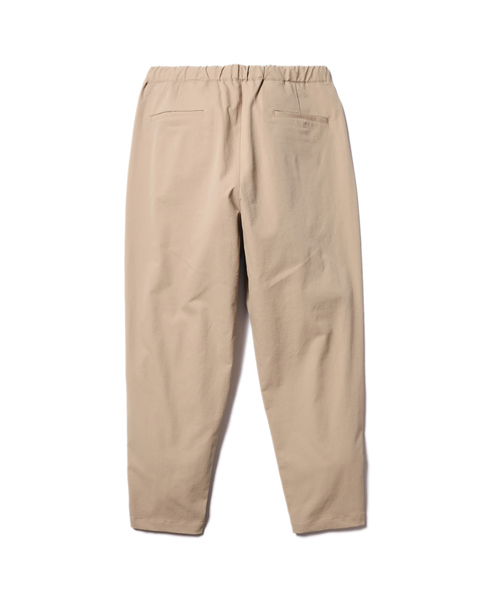 MR.OLIVE（ミスターオリーブ）の「ストレッチ テック ツイル / ツープリーツ テーパード イージーパンツ(ストレッチパンツ)（その他パンツ・メンズ・ブラック/オリーブ/ベージュ・SMALL/MEDIUM/LARGE）」の4枚目の写真