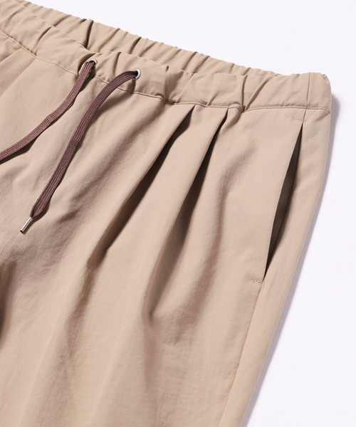 MR.OLIVE（ミスターオリーブ）の「ストレッチ テック ツイル / ツープリーツ テーパード イージーパンツ(ストレッチパンツ)（その他パンツ・メンズ・ブラック/オリーブ/ベージュ・SMALL/MEDIUM/LARGE）」の9枚目の写真