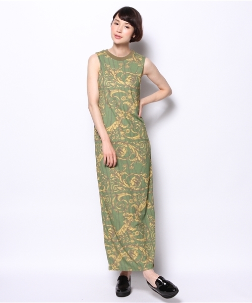 WHO'S WHO gallery（フーズフーギャラリー）の「【DRESSCAMP×WHO'S WHO gallery】総柄ワンピース（ワンピース・レディース・その他21/ブラック・FREE）」の2枚目の写真