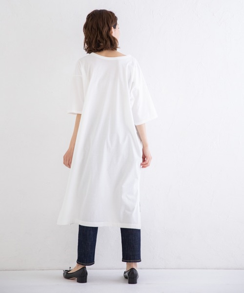 Munich(ミューニック)の「タンブラードライソフトジャージー 2WAYシャーリングTシャツワンピース(ワンピース・レディース・ホワイト/ブラック/ダークグレー/ライトベージュ・FREE)」の18枚目の写真
