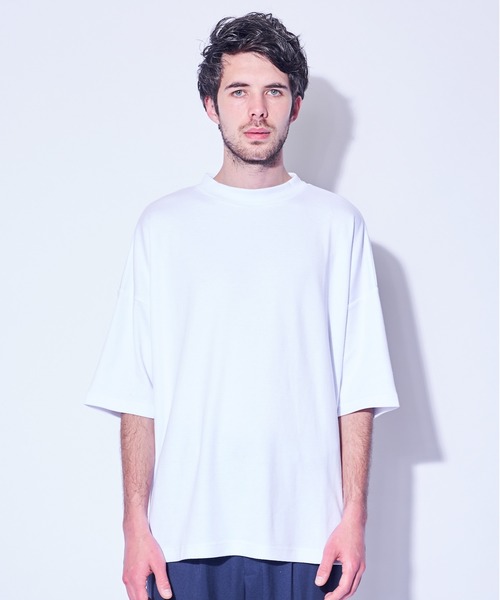 CASPER JOHN(キャスパージョン)の「Over Mocc-neck Big T-shirts/オーバーモックネックビッグTシャツ(Tシャツ/カットソー・メンズ・ホワイト/ブルー・マルチサイズ)」の16枚目の写真