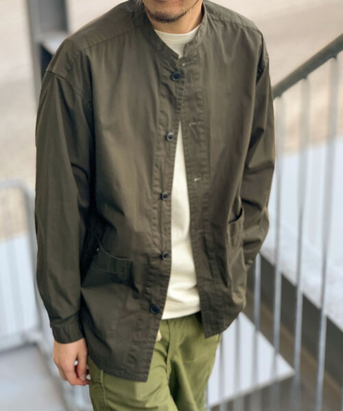 FREDY MAC（フレディーマック）の「【FREDYMAC SUNDAY TOOLS WEAR】バンドカラーシャツ／スタンドカラーカバーオール（シャツ/ブラウス・メンズ・ベージュ/ネイビー/パープル/オリーブ・M/L）」の2枚目の写真