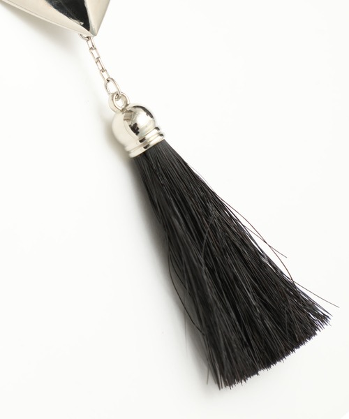 TOGA PULLA（トーガ　プルラ）の「【TOGA PULLA(トーガプルラ)】フリンジイヤリング　TP02-AK263（イヤリング・レディース・ホワイト/ブラック・FREE）」の4枚目の写真