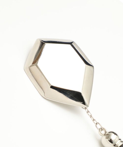 TOGA PULLA（トーガ　プルラ）の「【TOGA PULLA(トーガプルラ)】フリンジイヤリング　TP02-AK263（イヤリング・レディース・ホワイト/ブラック・FREE）」の6枚目の写真