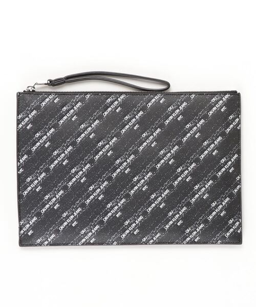 Calvin Klein（カルバン・クライン）の「オーバーデザイントラベル