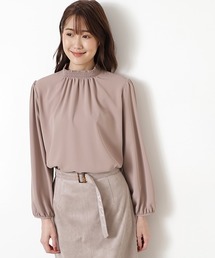 NATURAL BEAUTY BASIC | シャーリングネックブラウス(シャツ/ブラウス)