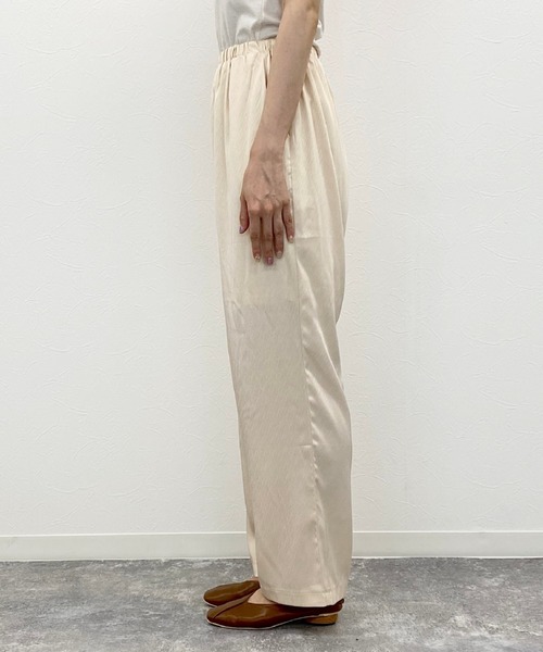 archives（アルシーヴ）の「ジャガードサテンイージーパンツ（その他パンツ・レディース・アイボリー/ベージュ/ブラウン・MEDIUM）」の6枚目の写真