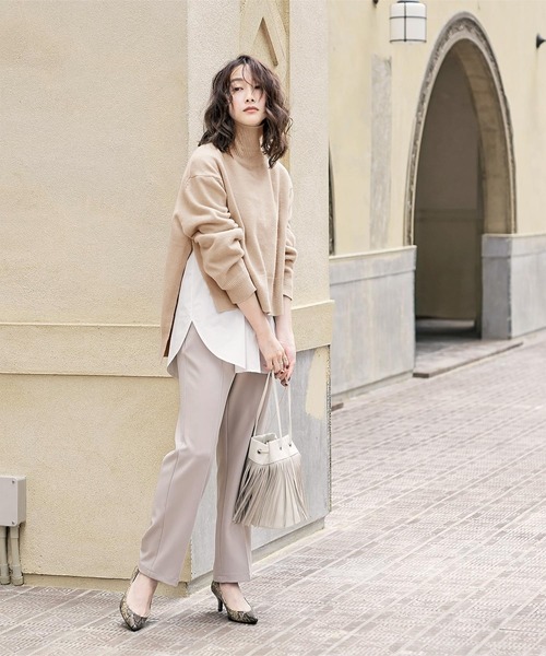 UR'S（ユアーズ）の「ｻｲﾄﾞｽﾘｯﾄﾀｰﾄﾙﾆｯﾄ（ニット/セーター・レディース・ブラック/グレー/ベージュ系その他/ライトベージュ/ブルー/ネイビー・S/M）」の7枚目の写真