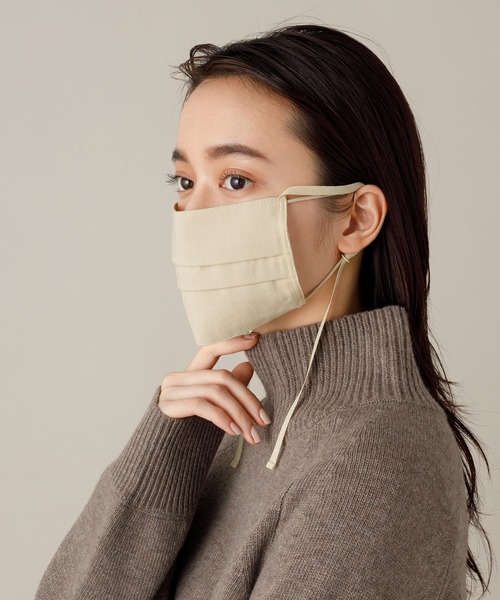 ADAM ET ROPE'(アダムエロペ)の「【WEB限定】イヤーリボンつきマスク(その他小物・レディース・ベージュ/オフホワイト/キナリ・FREE)」の5枚目の写真