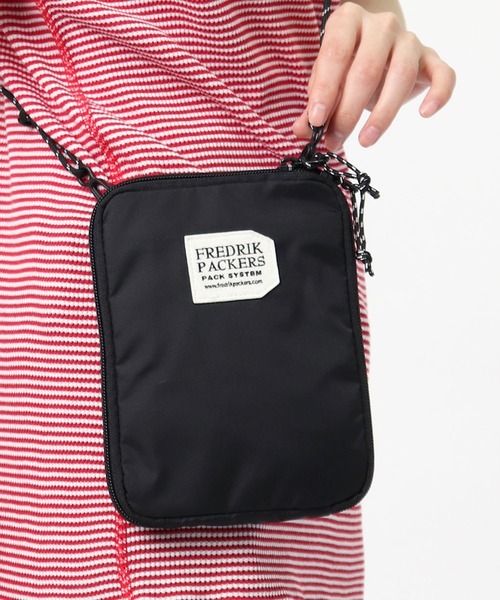 FREDRIK PACKERS（フレドリックパッカーズ）の「【 FREDRIK PACKERS / フレドリック パッカーズ 】 # 210D NYLON MESH WALLET･･（財布・レディース・ブラック/ベージュ・FREE）」の2枚目の写真