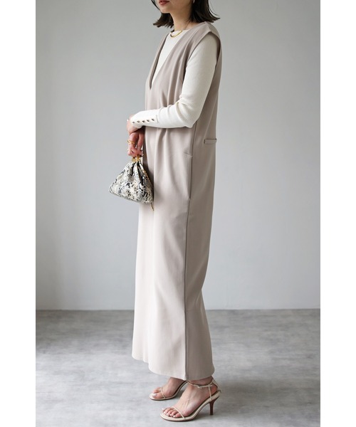 Bonjour Sagan(ボンジュールサガン)の「Vネックロングジャンスカ/ポケット付き(ジャンパースカート・レディース・ブラック/ベージュ/キャメル/グレー/ワインレッド/グリーン・FREE)」の17枚目の写真