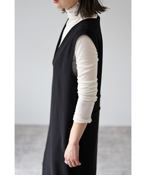 Bonjour Sagan(ボンジュールサガン)の「Vネックロングジャンスカ/ポケット付き(ジャンパースカート・レディース・ブラック/ベージュ/キャメル/グレー/ワインレッド/グリーン・FREE)」の12枚目の写真