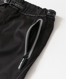 and wander（アンドワンダー）の「and wander AIR HOLD PANTS