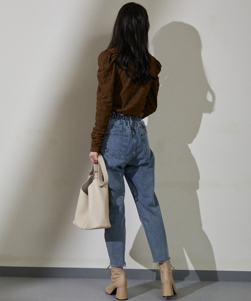 ECRIRE(エクリール)の「シアーパフカットプル(Tシャツ/カットソー・レディース・ブラック/オフホワイト/ブラウン・フリー)」の10枚目の写真