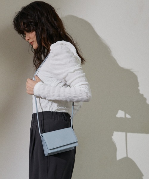 ECRIRE(エクリール)の「シアーパフカットプル(Tシャツ/カットソー・レディース・ブラック/オフホワイト/ブラウン・フリー)」の13枚目の写真