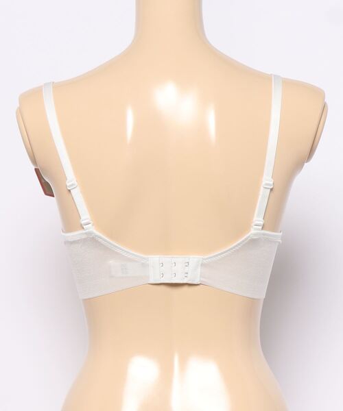 Triumph（トリンプ）の「天使のブラ 魔法のハリ感526 ブラジャー【B,C,D,E,Fカップ】TR526 WHU（ブラジャー・レディース・ブルー/グレー/オレンジ/ホワイト・E65/C80/E70/D70/E75/C75/D80/F75/E80/D75/C70/C65/A70/D65/B75/B70/A75/F70）」の12枚目の写真