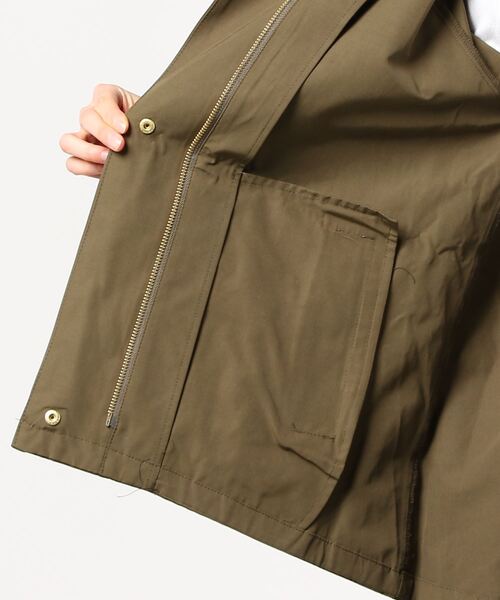 MAISON BREEZE（メゾンブリーズ）の「【MAISON BREEZE】撥水加工マウンテンパーカー（マウンテンパーカー・レディース・ネイビー/カーキ/ライトカーキ・M）」の5枚目の写真
