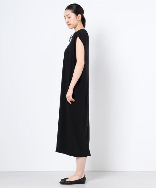 ALWEL（オルウエル）の「ALWEL / ショートスリーブワンピース（ワンピース・レディース・ブラック/アイボリー・MEDIUM）」の8枚目の写真