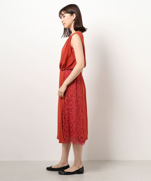 KATHARINE ROSS(キャサリンロス)の「【KATHARINE ROSS】●結婚式 アシメ切替プリーツミディドレス(ドレス・レディース・オレンジ・MEDIUM)」の3枚目の写真