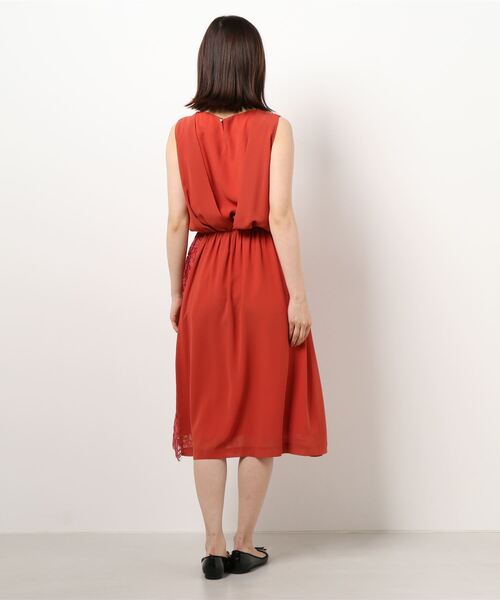KATHARINE ROSS(キャサリンロス)の「【KATHARINE ROSS】●結婚式 アシメ切替プリーツミディドレス(ドレス・レディース・オレンジ・MEDIUM)」の2枚目の写真