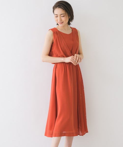 KATHARINE ROSS(キャサリンロス)の「【KATHARINE ROSS】●結婚式 アシメ切替プリーツミディドレス(ドレス・レディース・オレンジ・MEDIUM)」の4枚目の写真