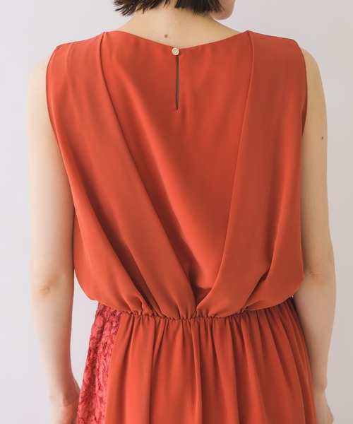 KATHARINE ROSS(キャサリンロス)の「【KATHARINE ROSS】●結婚式 アシメ切替プリーツミディドレス(ドレス・レディース・オレンジ・MEDIUM)」の11枚目の写真