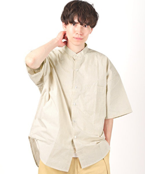 LUXSTYLE(ラグスタイル)の「スタンドカラーストライプBIG半袖シャツ(シャツ/ブラウス・メンズ・ベージュ/モカ/ホワイト/その他・XL/M/L)」の1枚目の写真