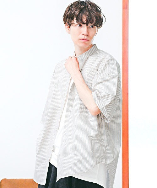 LUXSTYLE(ラグスタイル)の「スタンドカラーストライプBIG半袖シャツ(シャツ/ブラウス・メンズ・ベージュ/モカ/ホワイト/その他・XL/M/L)」の2枚目の写真