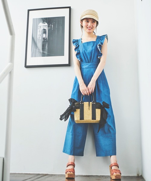 31 Sons de mode（トランテアン　ソン　ドゥ　モード）の「バックリボン肩フリルオールインワン（つなぎ/オールインワン・レディース・オフホワイト/ブルー・38/36）」の17枚目の写真