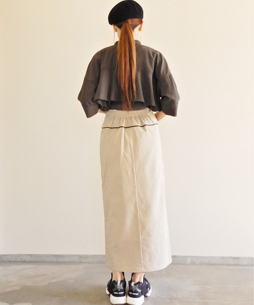 y/m by Yukie（イムバイユキエ）の「リネンライクパイピングラップスカート（スカート・レディース・ベージュ/オフホワイト・FREE）」の8枚目の写真