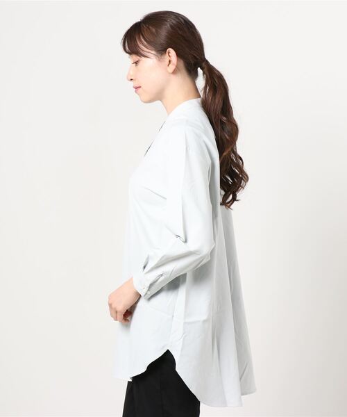 SUIT SELECT（スーツセレクト）の「チュニック丈・バンドカラーロングテールシャツ（シャツ/ブラウス・レディース・ブラック/ベージュ/モカ/ライトグレー/オフホワイト/ネイビー/ミント/ピンクベージュ・FREE）」の13枚目の写真