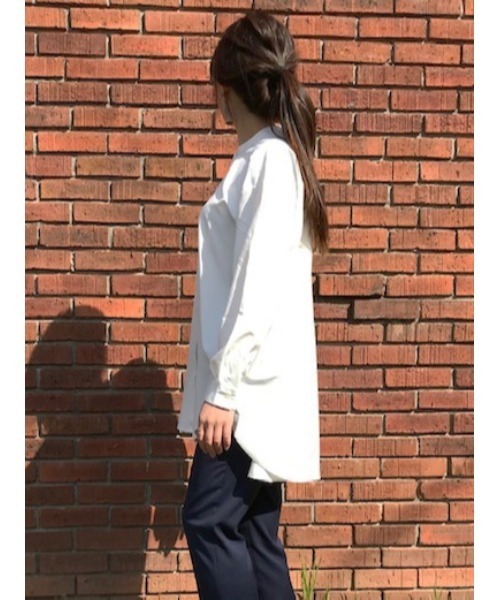 SUIT SELECT（スーツセレクト）の「チュニック丈・バンドカラーロングテールシャツ（シャツ/ブラウス・レディース・ブラック/ベージュ/モカ/ライトグレー/オフホワイト/ネイビー/ミント/ピンクベージュ・FREE）」の11枚目の写真