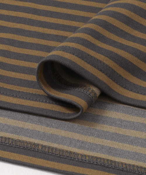 URBAN RESEARCH（アーバンリサーチ）の「ストレッチボーダーTシャツ（Tシャツ/カットソー・メンズ・ブラウン系その他/ホワイト系その他・MEDIUM/LARGE）」の6枚目の写真