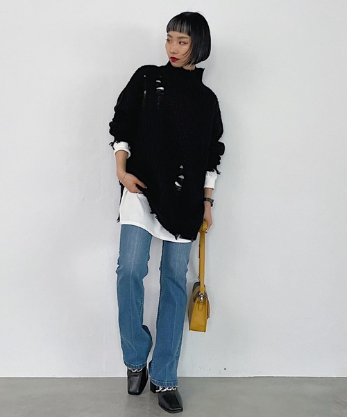 PAGEBOY（ページボーイ）の「フレアフィットジーンズ（デニムパンツ・レディース・ブラック/サックスブルー/インディゴブルー/グリーン・25inch/26inch/27inch/24inch）」の12枚目の写真