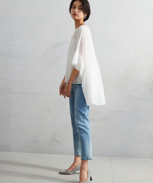 OMNES（オムネス）の「先染め綿麻シャンブレー ギャザーワイドブラウス（シャツ/ブラウス・レディース・ブラック/ベージュ/オフホワイト/ラベンダー・FREE）」の6枚目の写真