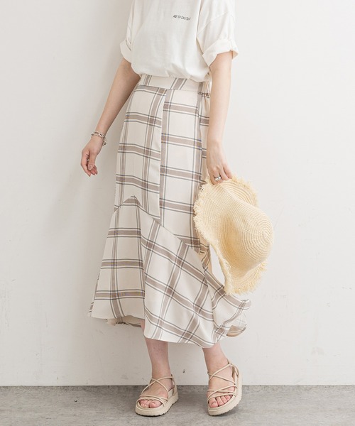 natural couture（ナチュラルクチュール）の「【WEB限定】ハギデザインマーメイドスカート（スカート・レディース・ベージュ/グリーン/ピンク/チェック・FREE）」の17枚目の写真