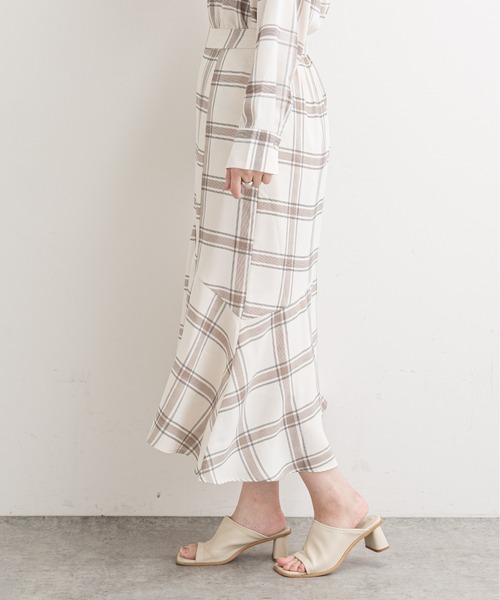 natural couture（ナチュラルクチュール）の「【WEB限定】ハギデザインマーメイドスカート（スカート・レディース・ベージュ/グリーン/ピンク/チェック・FREE）」の22枚目の写真